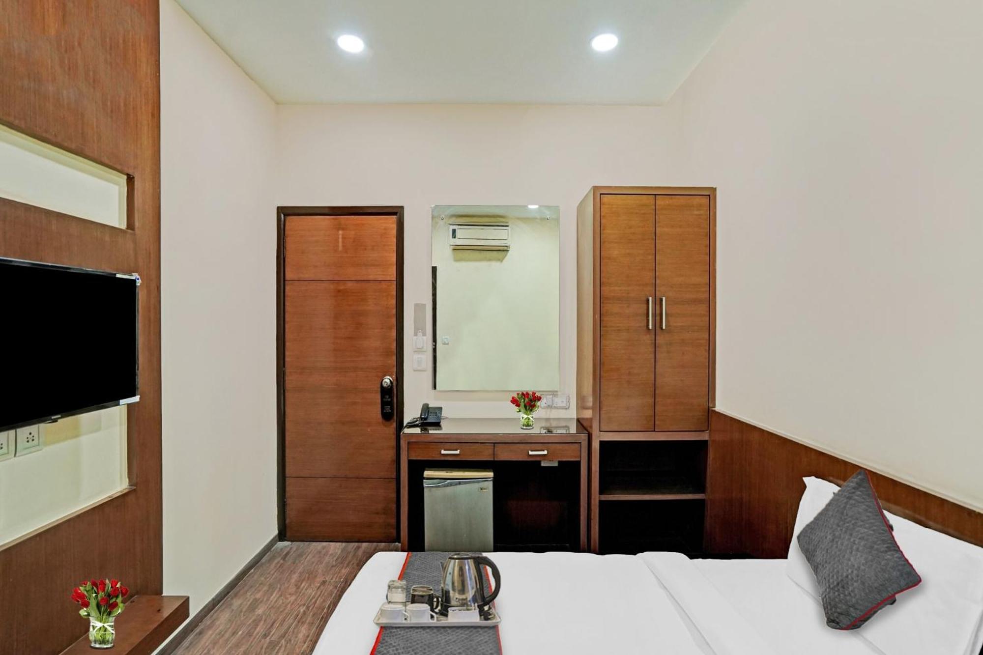 Hotel O Royal Regency Ghaziabad Exterior photo