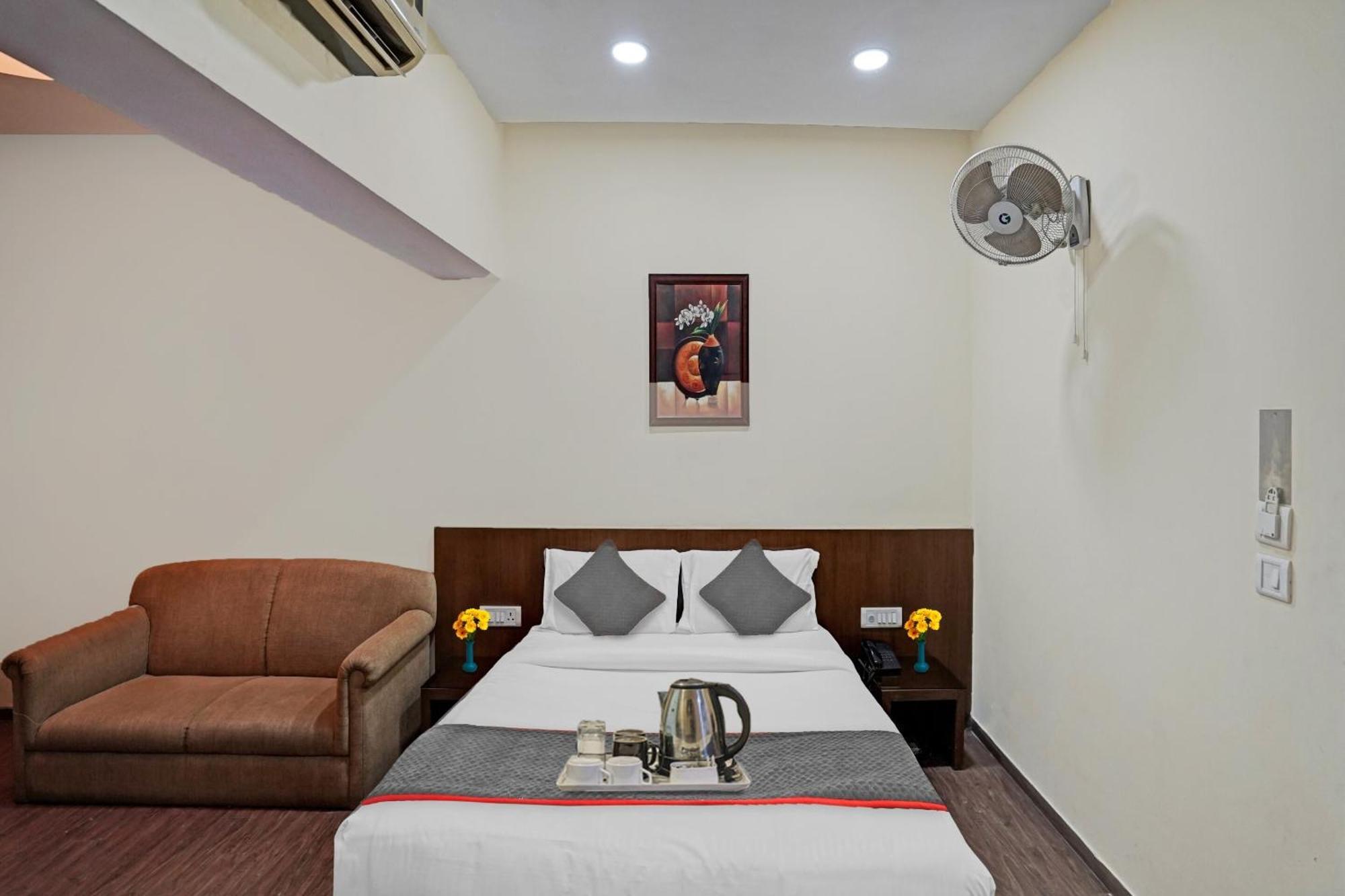 Hotel O Royal Regency Ghaziabad Exterior photo