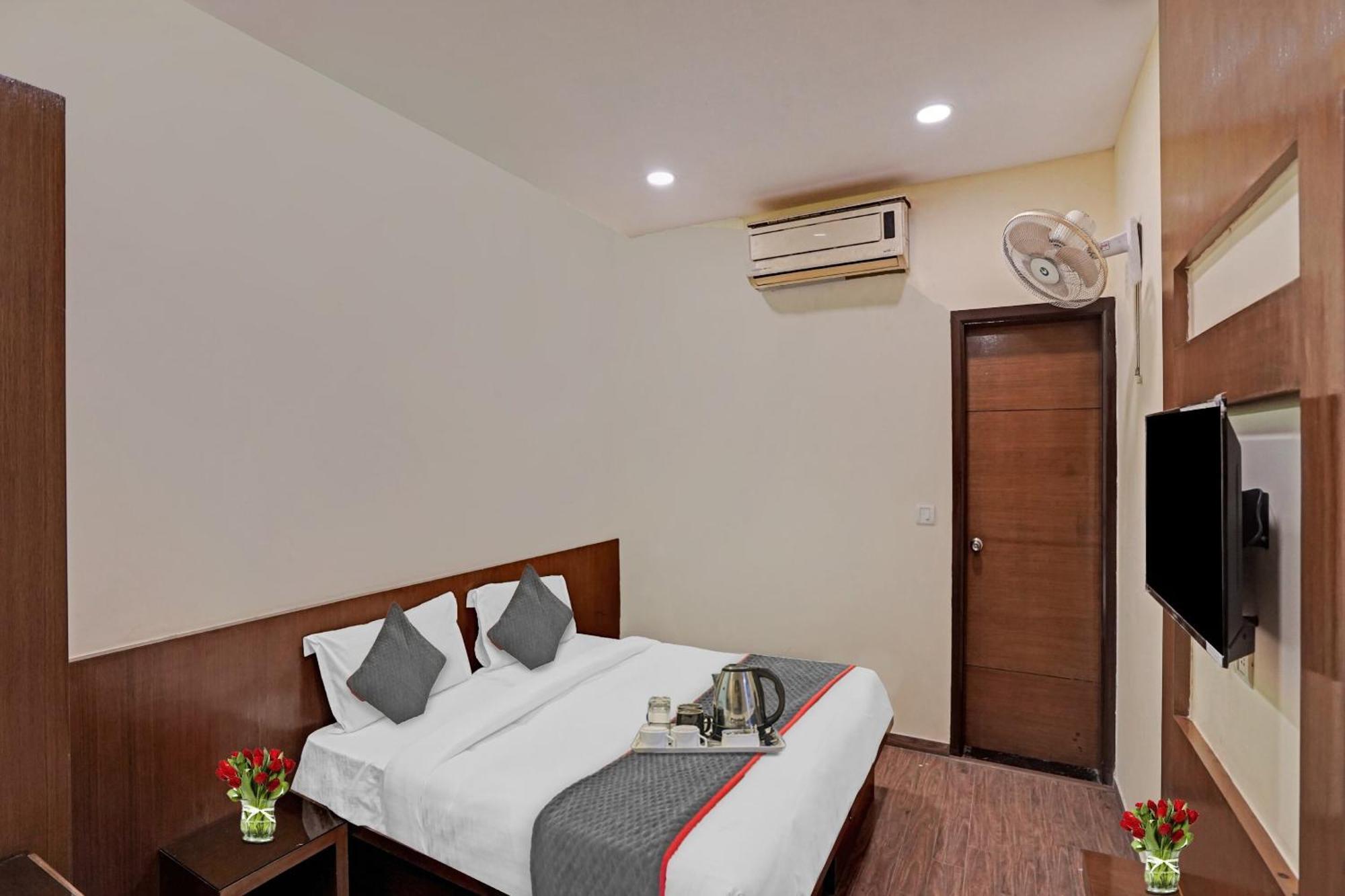 Hotel O Royal Regency Ghaziabad Exterior photo