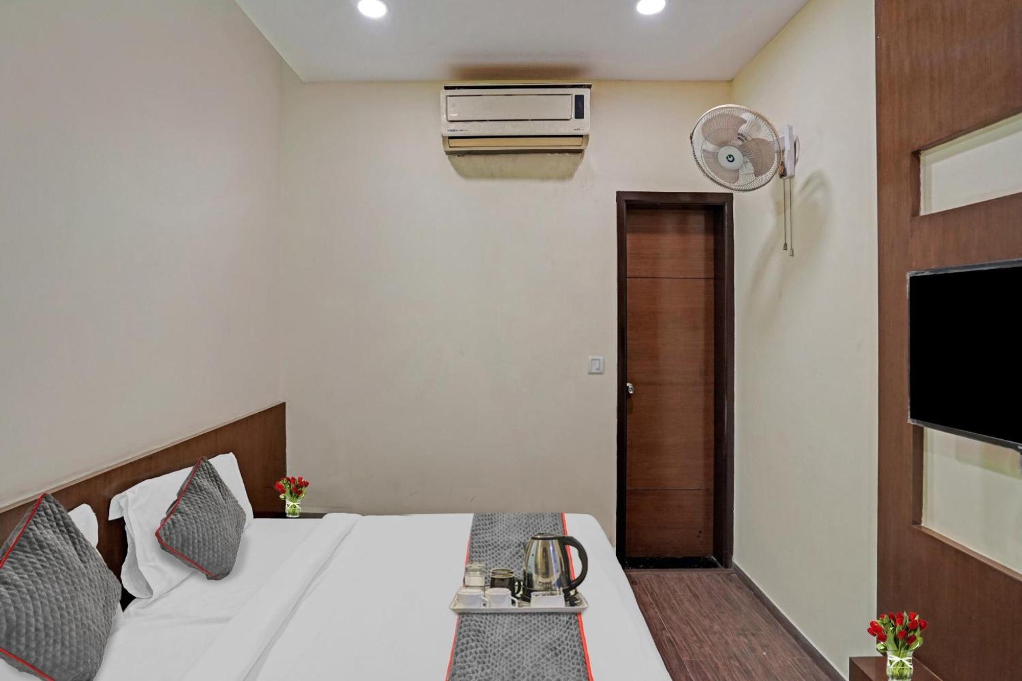 Hotel O Royal Regency Ghaziabad Exterior photo